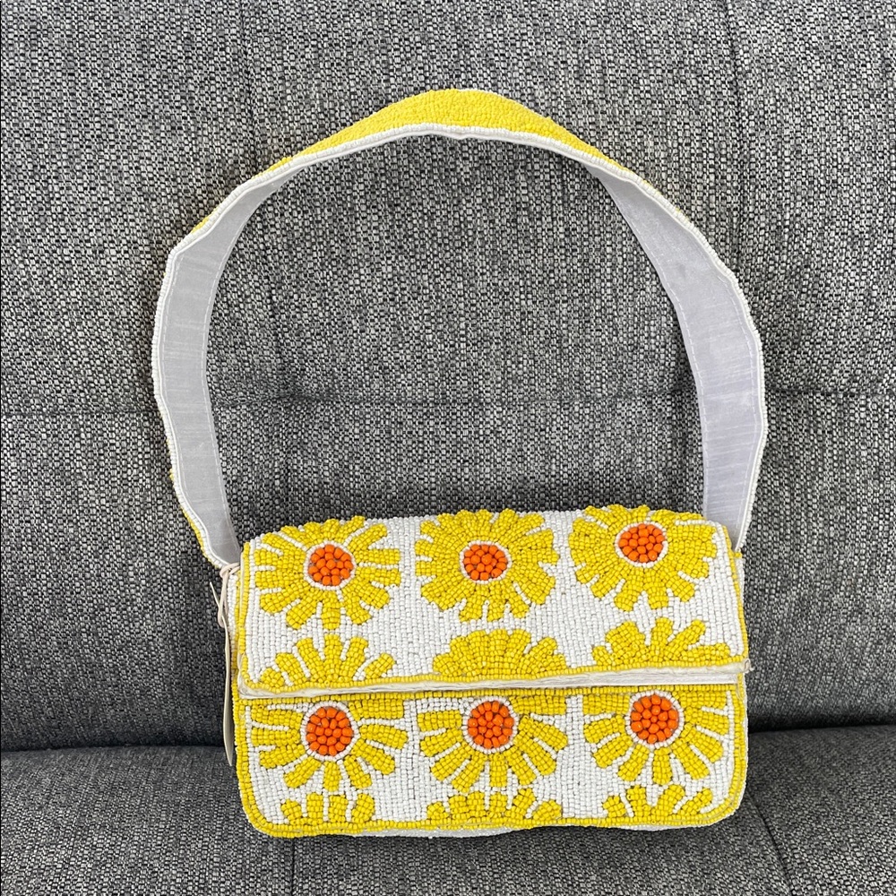 Sol and Mer Viral Beaded Bag Floral NWT Daisy Daisies